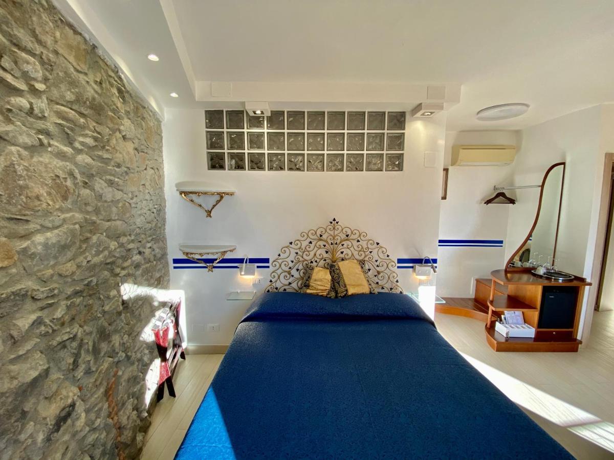 Giovanni Rooms Манарола Екстер'єр фото