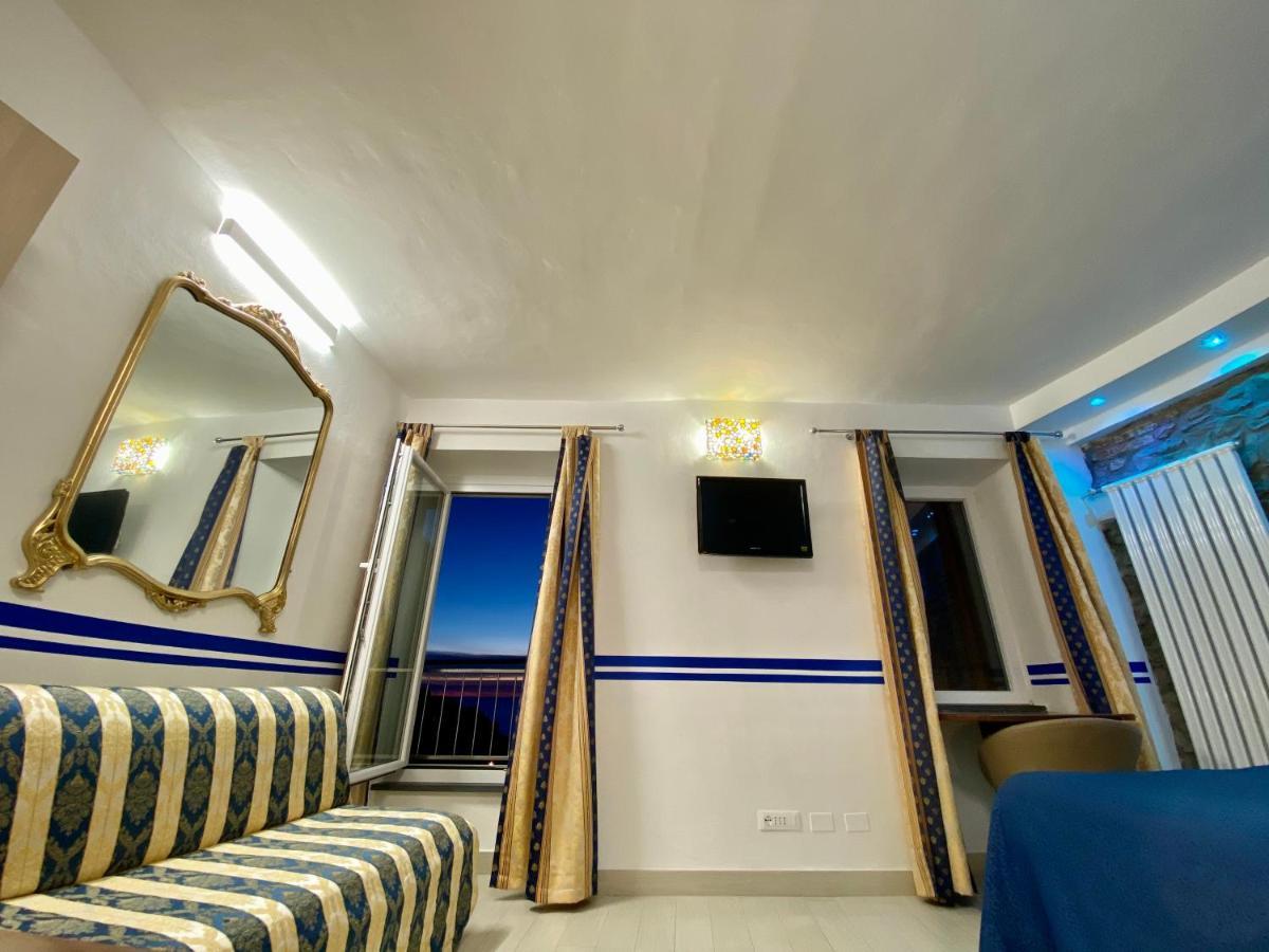 Giovanni Rooms Манарола Екстер'єр фото