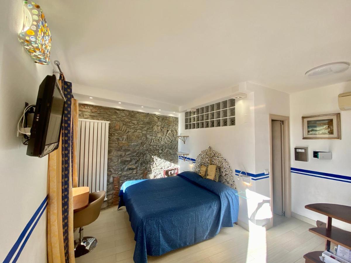 Giovanni Rooms Манарола Екстер'єр фото