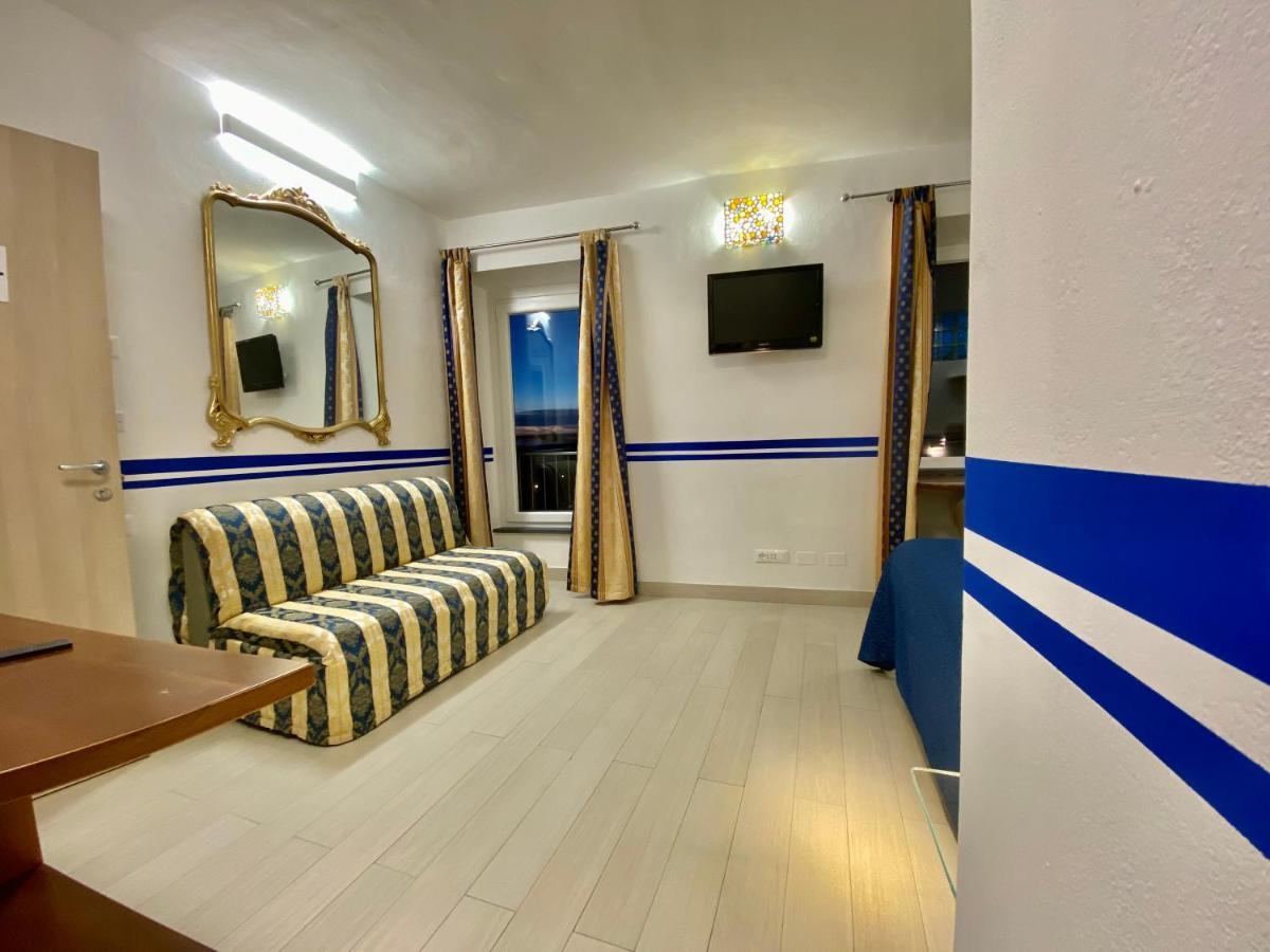 Giovanni Rooms Манарола Екстер'єр фото